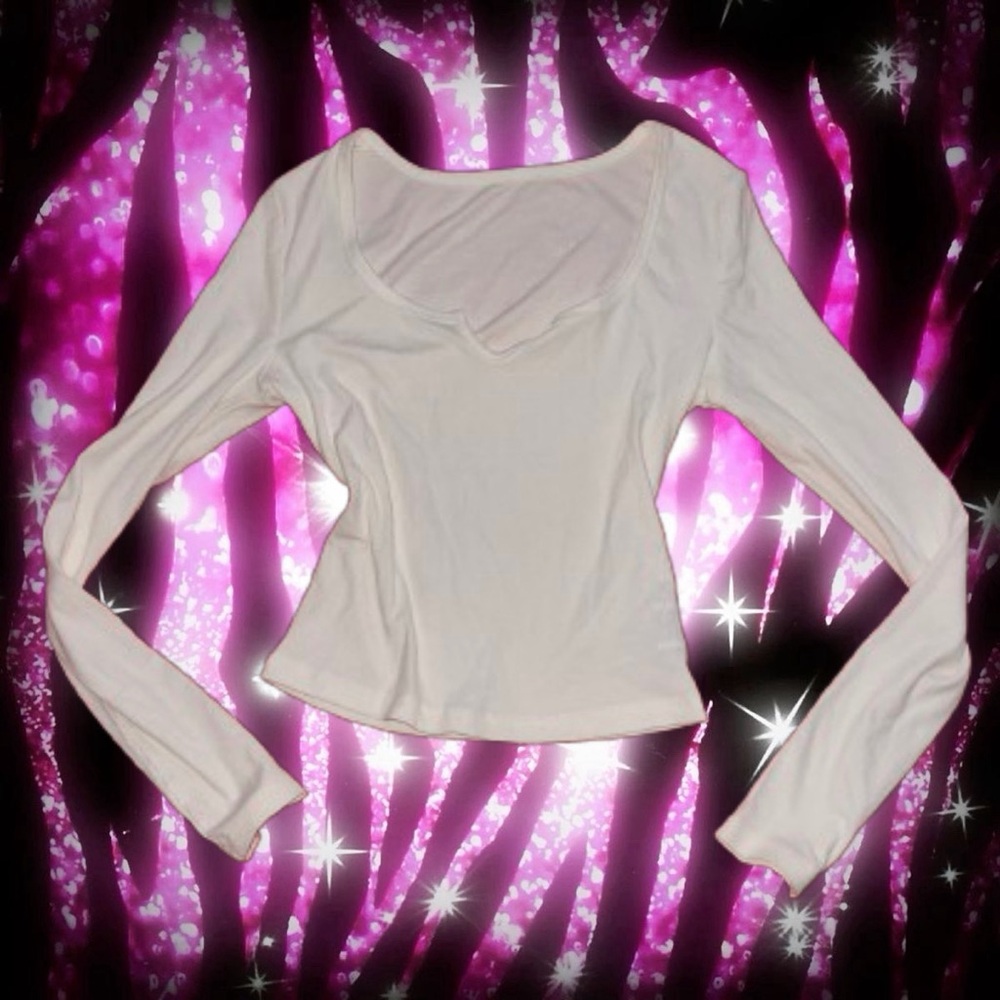 white v notch long sleeve ribbed top